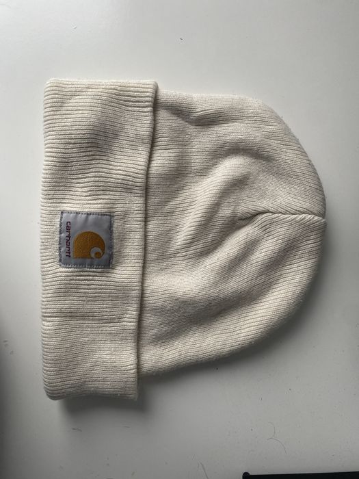 Szapka carhartt biala