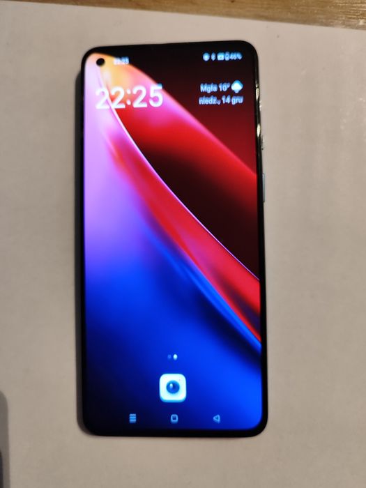 Telefon Oneplus 9  8/128gb oraz ładowarka indukcyjna do samochodu