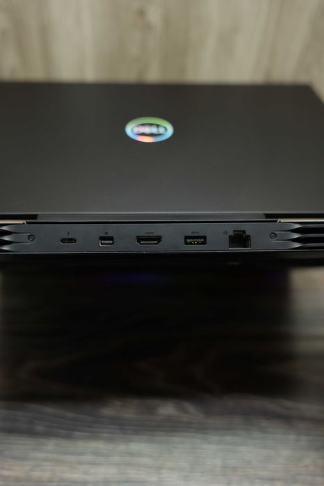 Ігровий ноутбук Dell G7 4K OLED|i7-10750H|16GB|1TB|RTX 2070 Max-Q 8GB