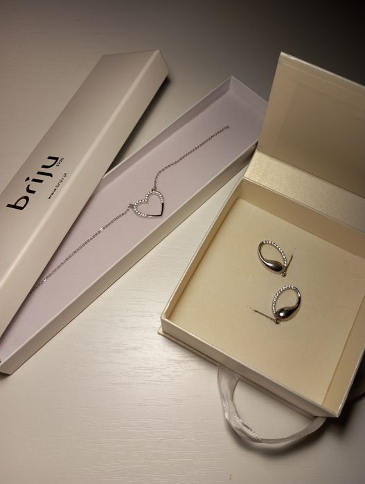 srebrne kolczyki i naszyjnik Briju
