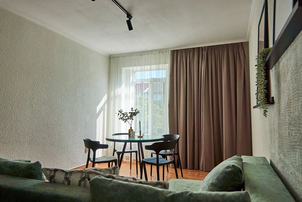 Акція! 6 місць! Апартаменти в стилі "Французький шик" біля Ратуші