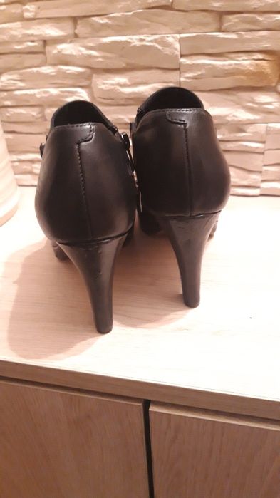 Botki skórzane  Clarks 39