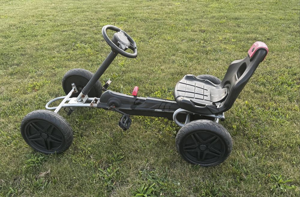 Duży gokart na pedały