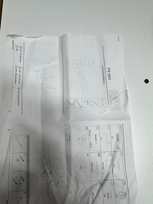 Nowoczesny regał ścienny ComfortCove z 7 półkami