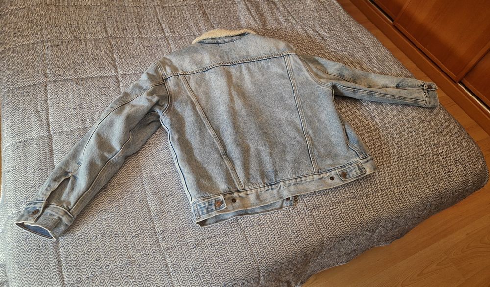 Blusão feminino de ganga em excelente estado