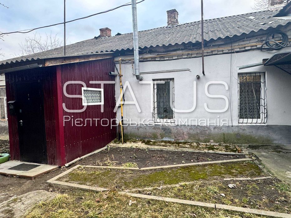 Поділ. 1-кімнатна квартира в гарному стані.