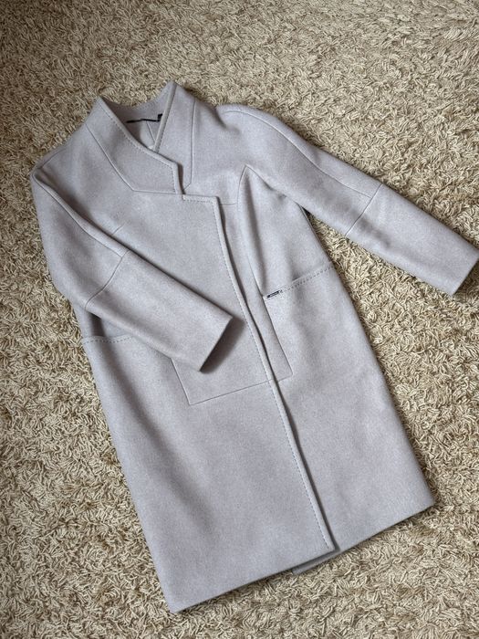 Пальто бежеве світле Victoria bloom