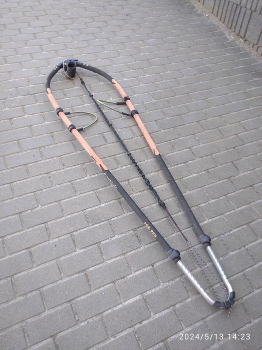 Bom windsurfingowy Gekon