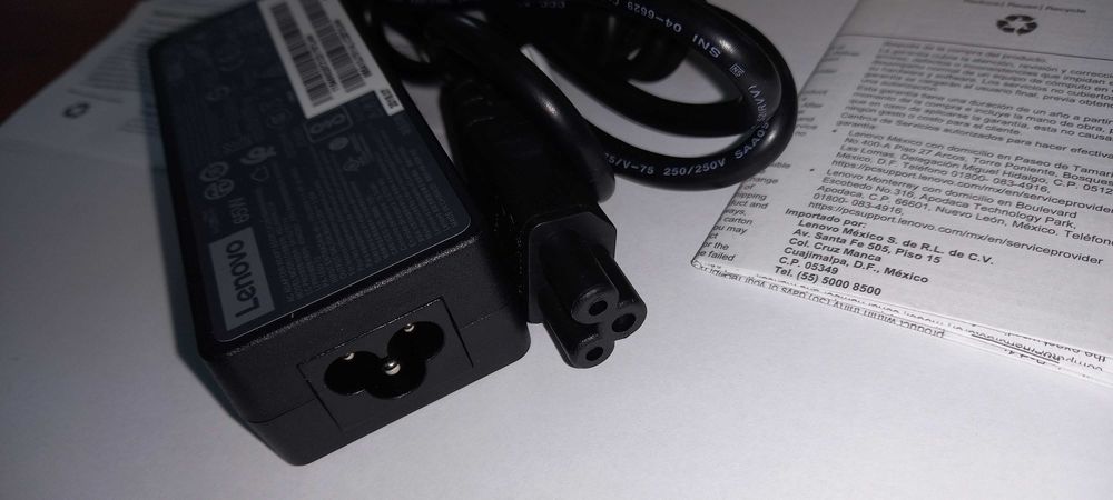 Блок живлення Lenovo 65W оригінал  з кабелем живлення, гарантія
