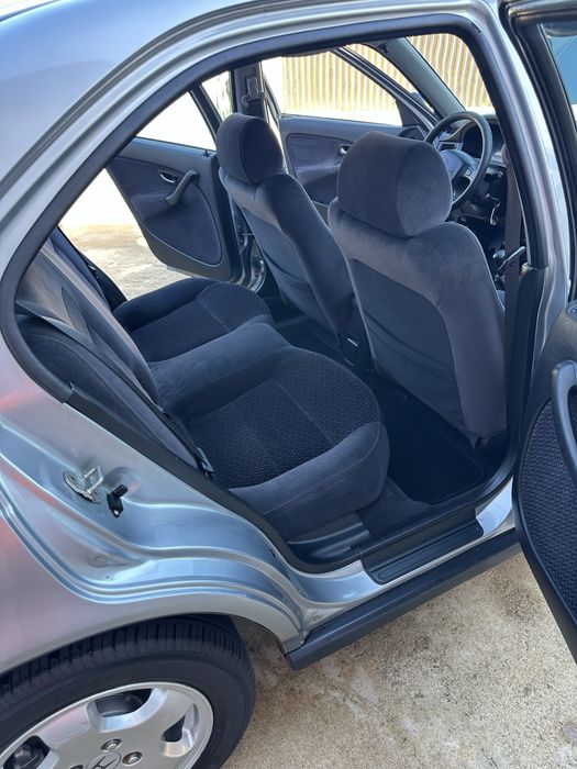Honda Civic 1.5I LS