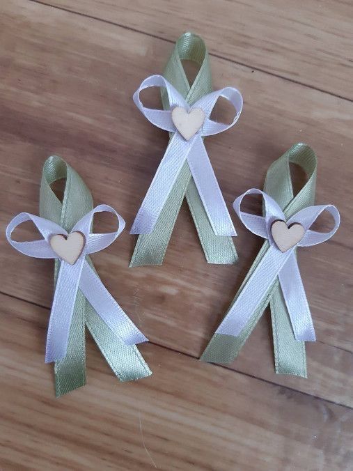 Бутоньєрки на замовлення | від 25 грн