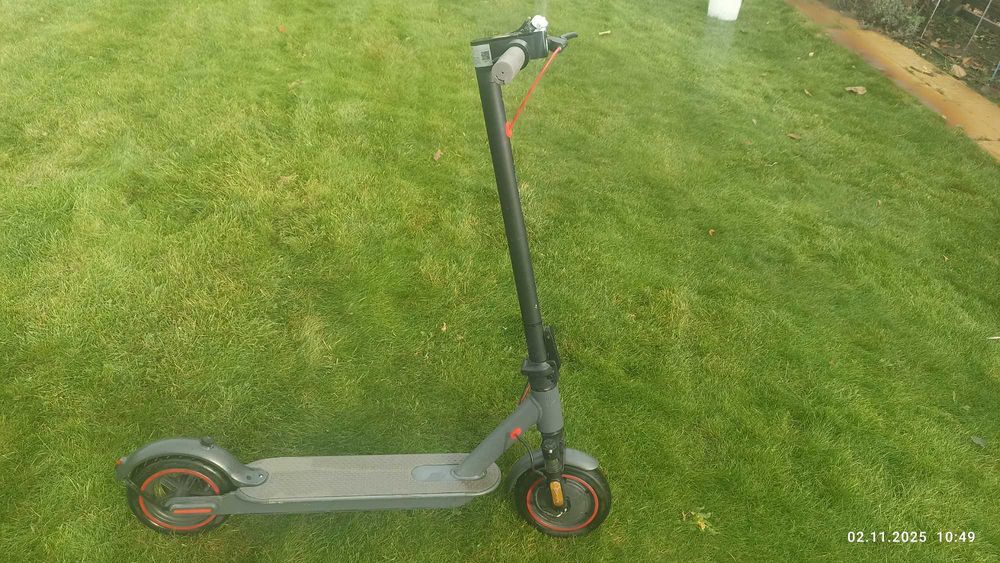 єлектросамокат про