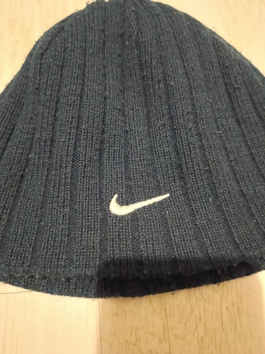 Granatowa czapka Nike