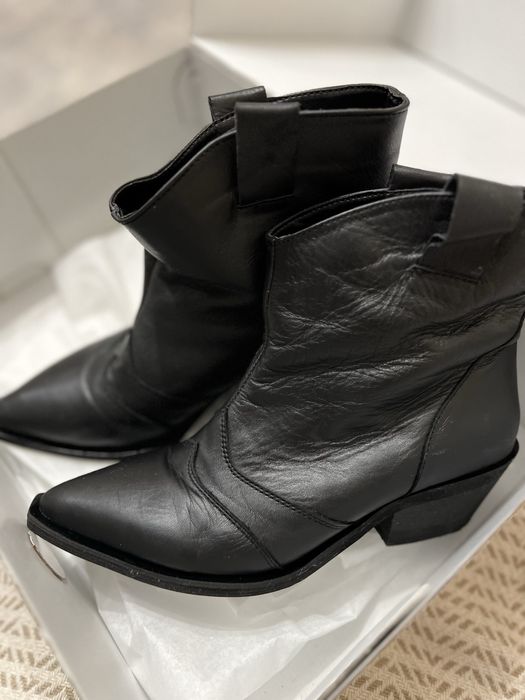 Шкіряні козаки 38 розмір