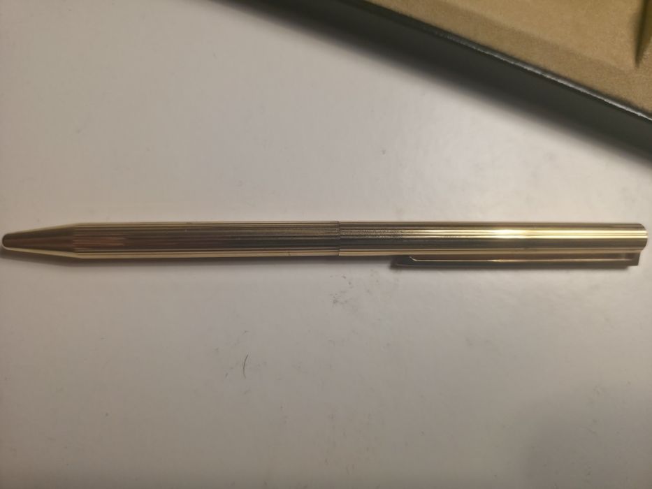 Caneta ST. Dupont Classique Vintage Ouro 18k