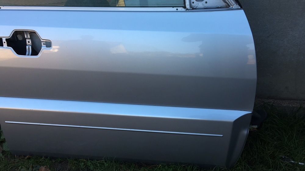 Двері Mitsubishi Pajero Wagon Мітсубісі Паджеро вагон