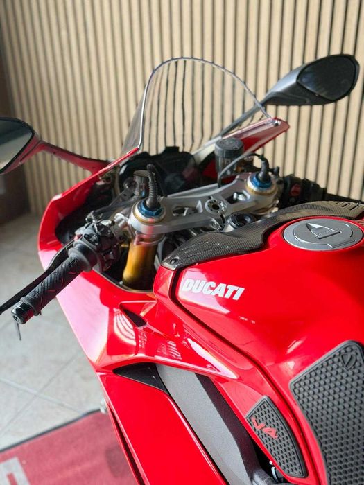 Ducati Panigale V4S