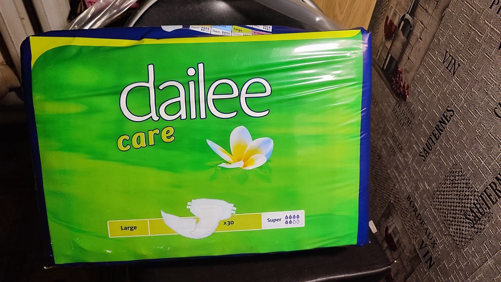 Памперсы для взрослых  DAILEE,, L,, новые