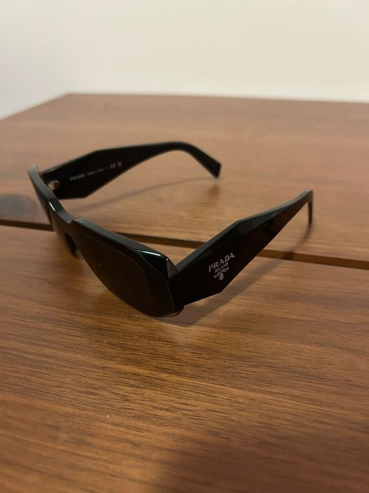 Óculos de sol Prada PR 17WS