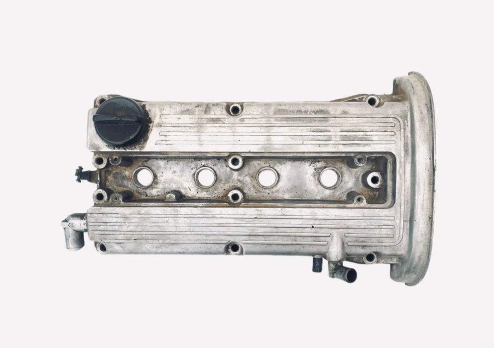 Клапанна кришка Daewoo Lanos Nexia Nubira 1.5 1.6 16V