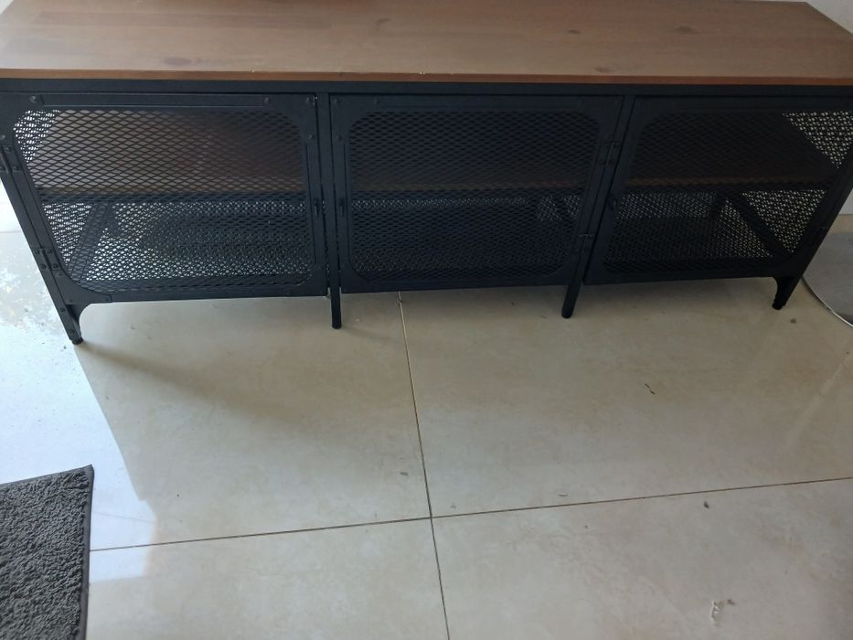 Aparador 150x36x54