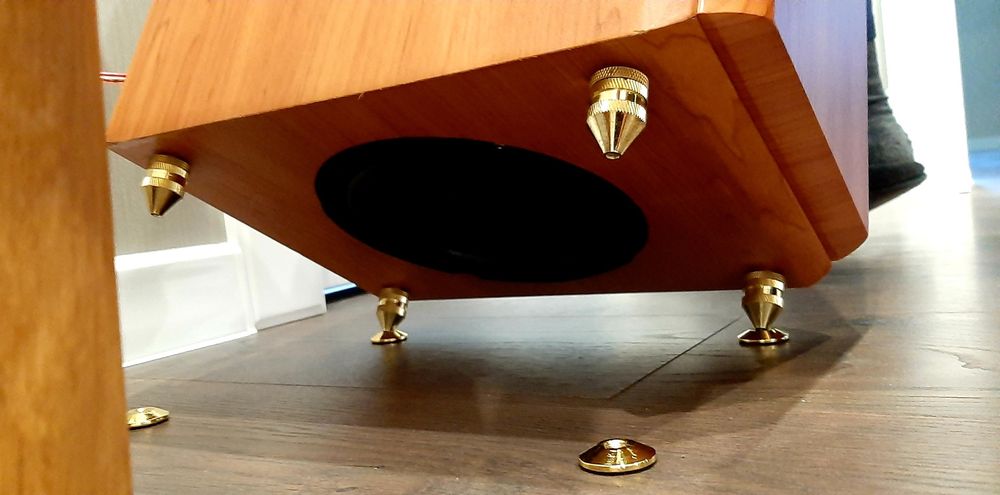 Колонки Pure Acoustics King F 250 watts