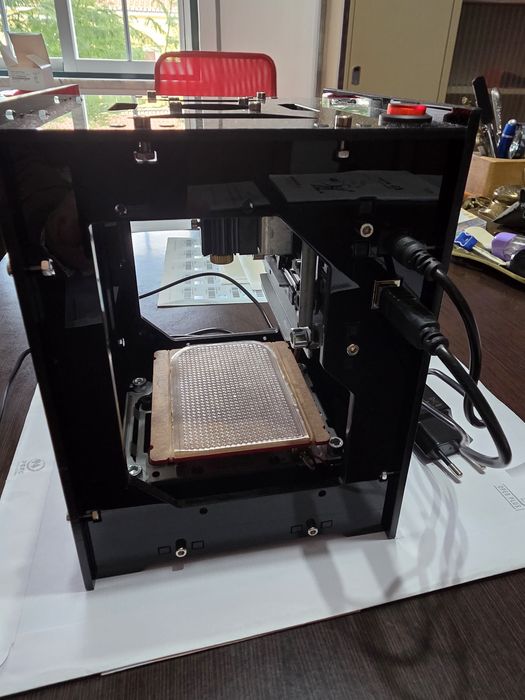 Gravador e marcador a laser