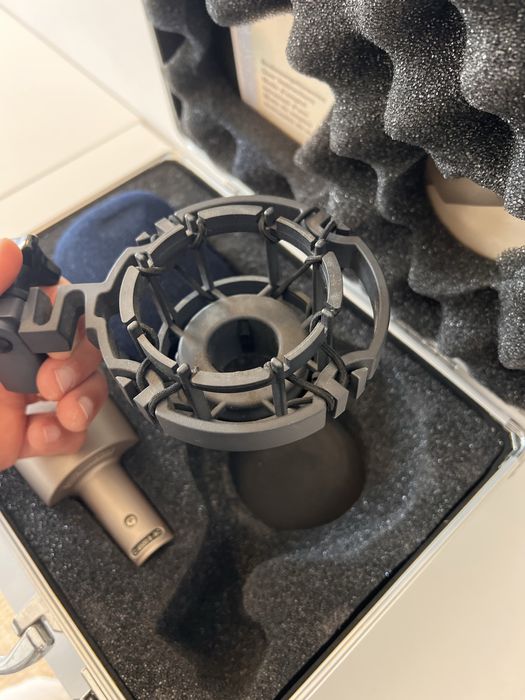 Microfone condensador AKG C4500 B-BC