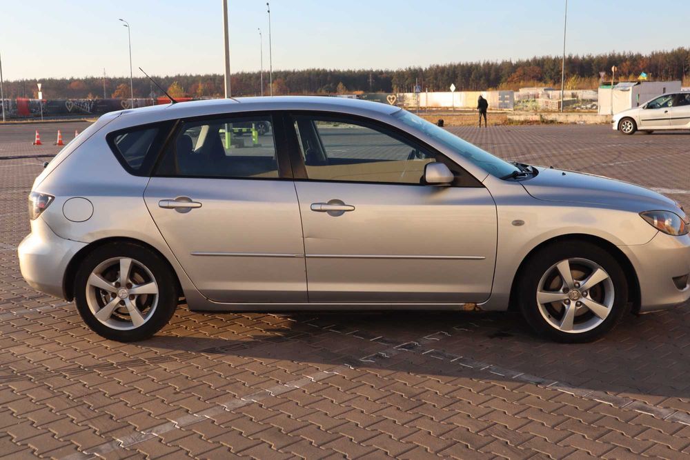 Продам Авто Mazda3 2005