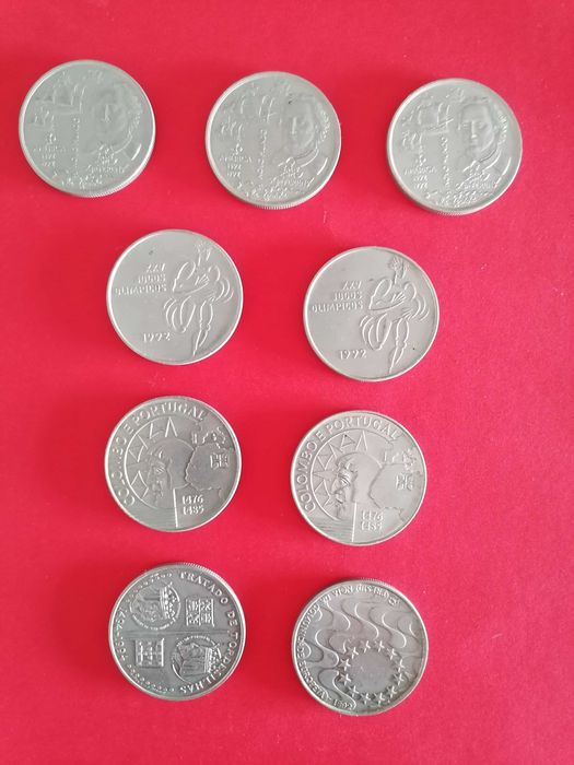 9 moedas comemorativas de 200 escudos