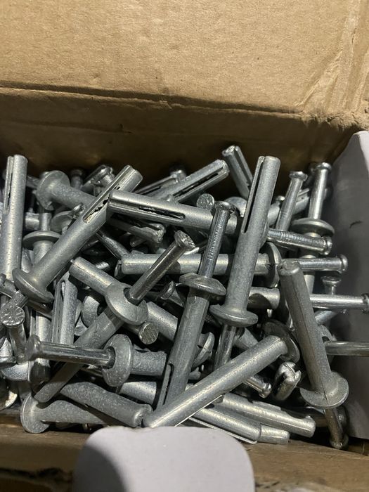 Продам анкерний нержавіючий цвях