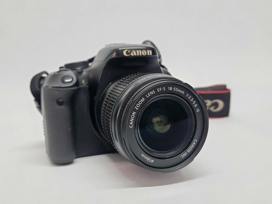 Canon 600D + lente 18-55 IS