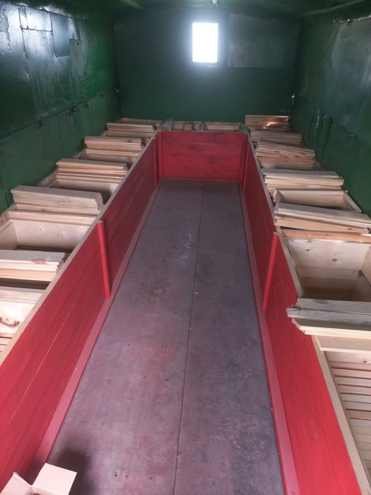 Павільйон для бджіл