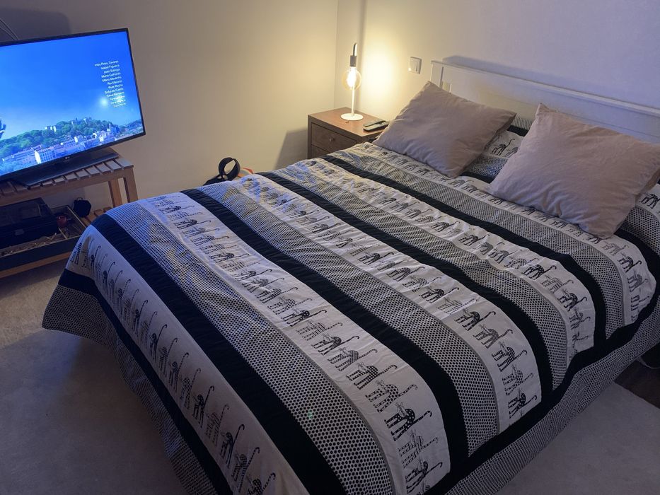 Colcha/ edredon  como novo