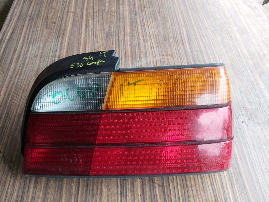 Lampa prawy tył e36 coupe