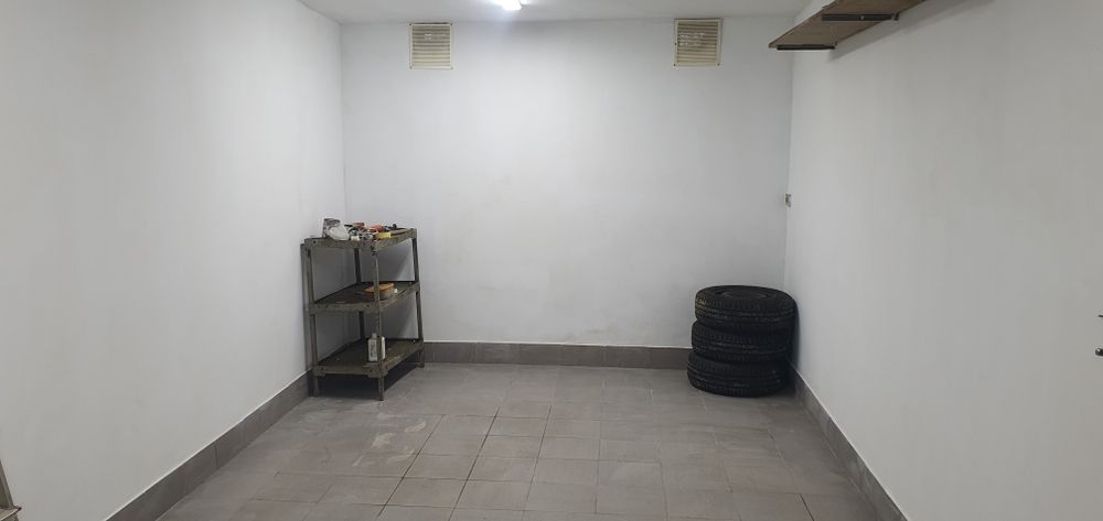 Продам гараж ...