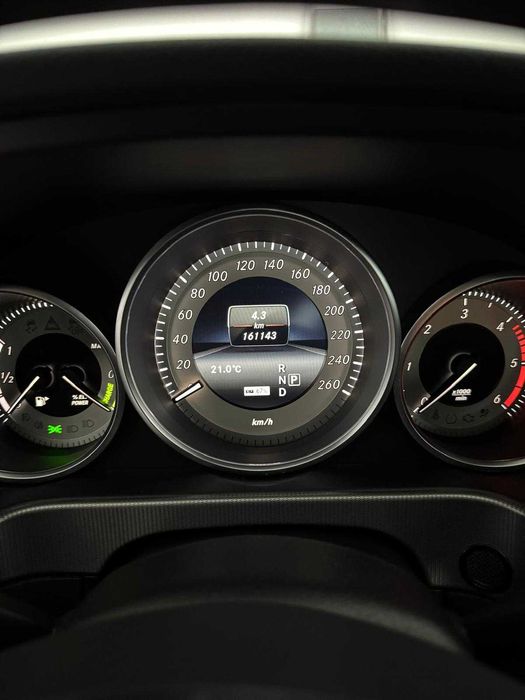 Mercedes E300 Hybrid AMG - ULTIMA SEMANA