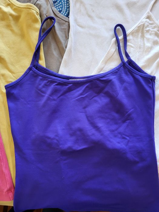 Pack 7 blusas de alças Tamanho S 4,99€