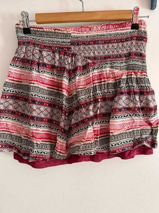 Saia - Bershka -  Tamanho M