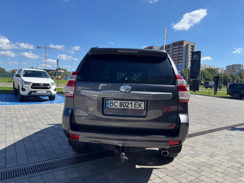 Toyota Land Cruiser Prado 2,8 дизель 2016