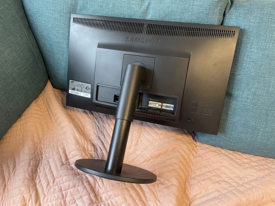 Монитор samsung samsung