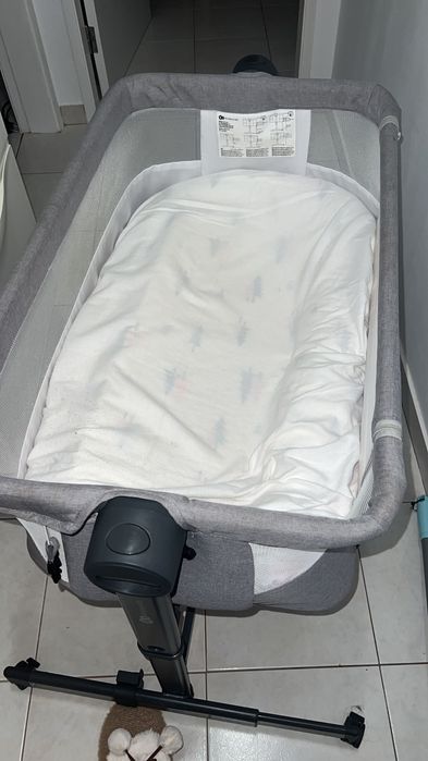 Next to me, Em ótimo estado