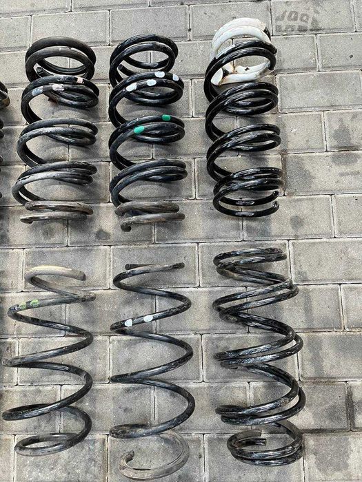 Пружина передня / Задня RENAULT MEGANE 2 SCENIC 2 (2003-2009)