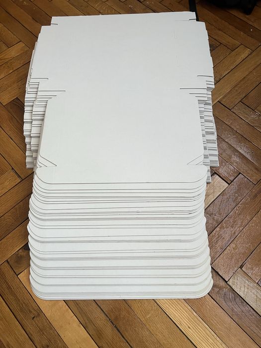 Картонні коробки (заготовки) для пакування, 43 шт.