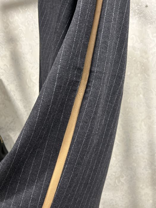 Нова шерстяна юбка  Max Mara. Оригінал