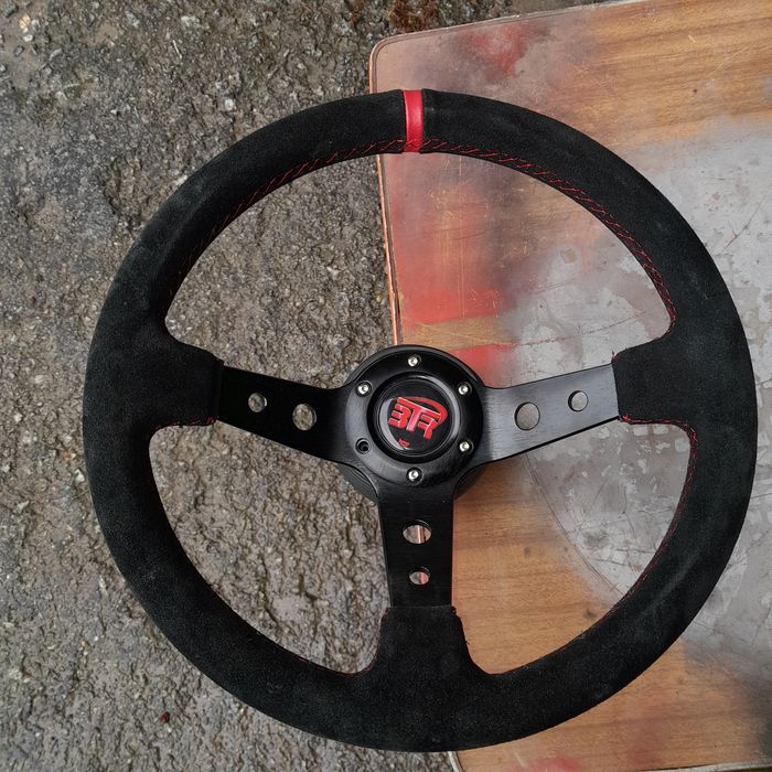 Volante desportivo em alcantra cubo golf 2