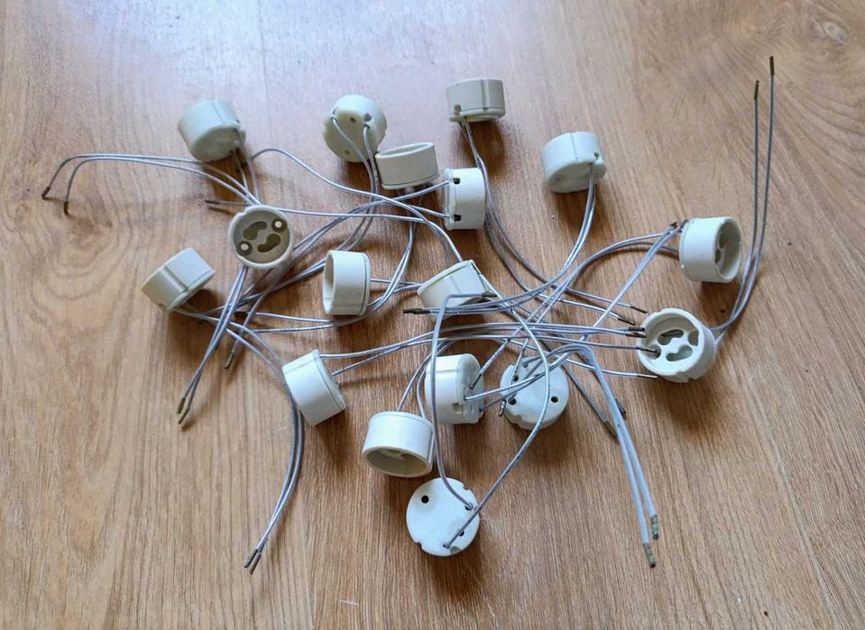 Conjunto 17 fichas GU10 para lâmpadas de embutir 230v