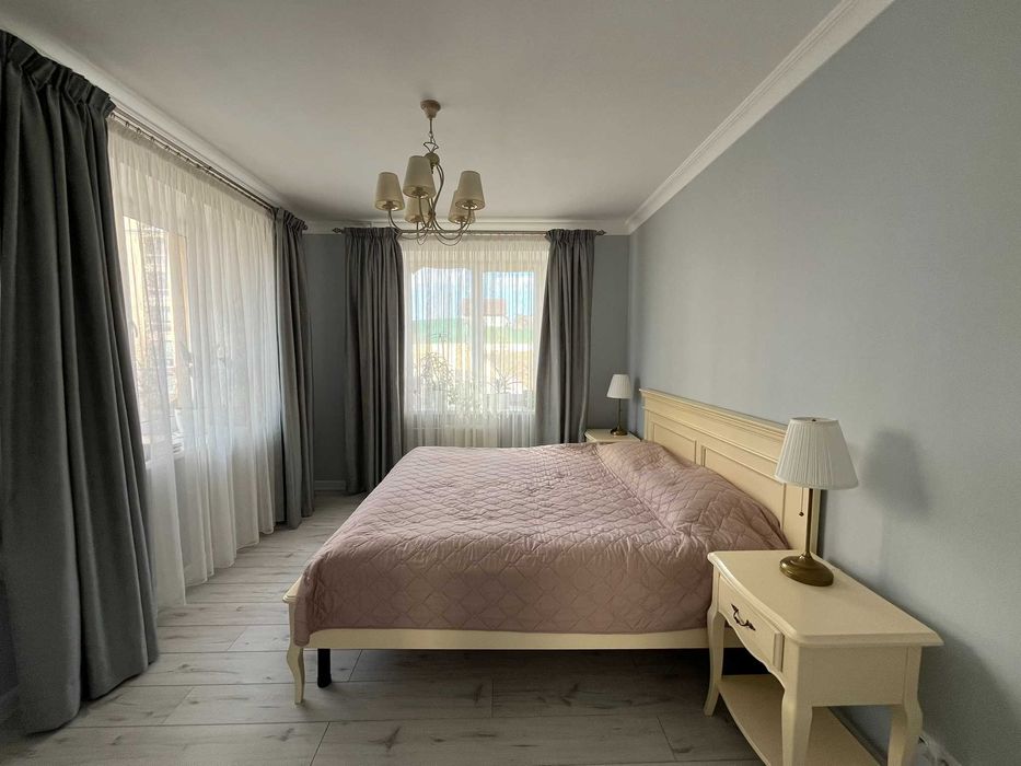 Продаж 3кім. гарний ремонт низький поверх ж/к Чайка вул.Лобановського