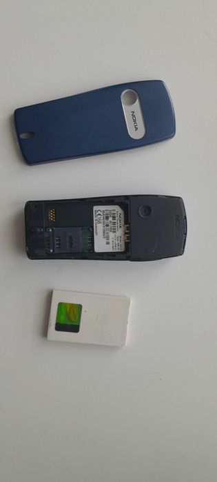 Do kolekcji - nokia 6610i - granatowa