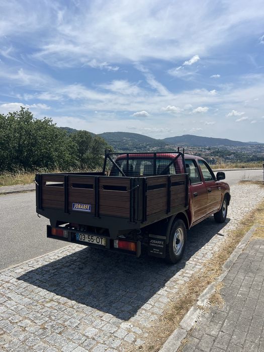 Toyota Hilux 2.4D Cabine Dupla – Pintura Geral Nova